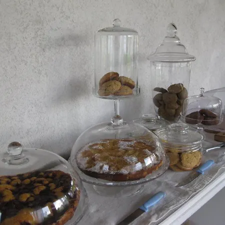 Domos Selene Casa Luna Bed & Breakfast 4*