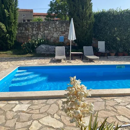 Domos Selene Casa Luna 4* Tinjan