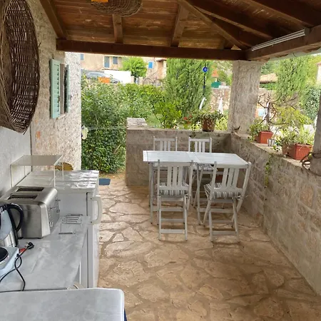 Domos Selene Casa Luna * Tinjan