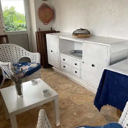 Domos Selene Casa Luna Bed & Breakfast